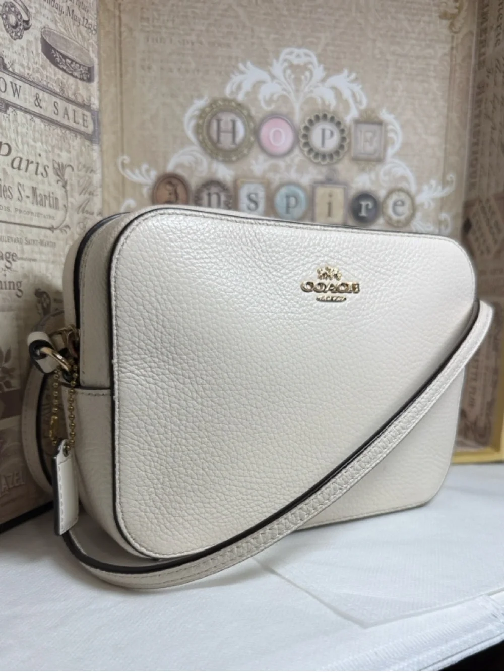 Coach Jamie Camera Crossbody Bag Chalk White Pebble Leather Gold Accents EUC - Picture 2 of 14